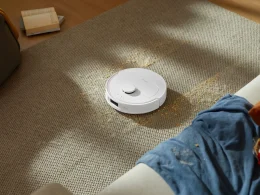 Imagen de un robot aspirador de Roborock